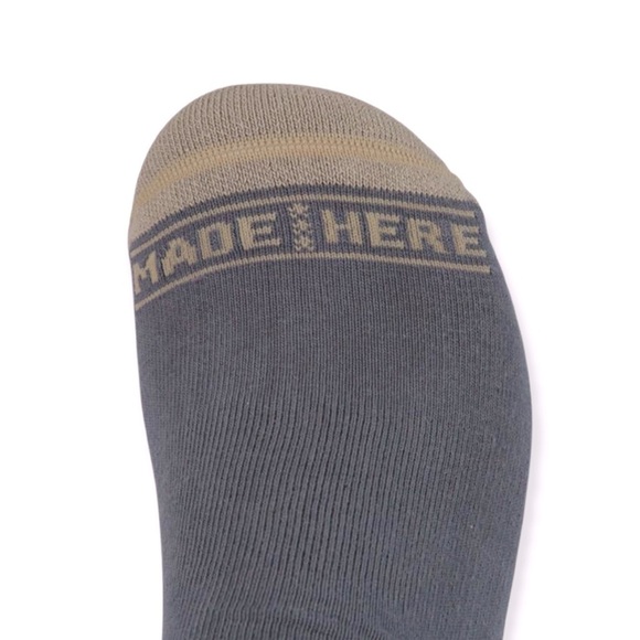 NWT 2 Pairs of MADE HERE The Pilot Ankle Grey Unisex Cotton Socks L/XL - Picture 4 of 6